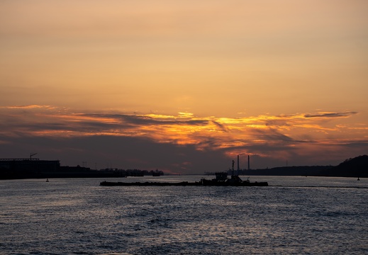 A7406304